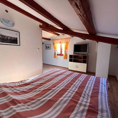 App Franci Parenzana Apartamento Marusici  Exterior foto